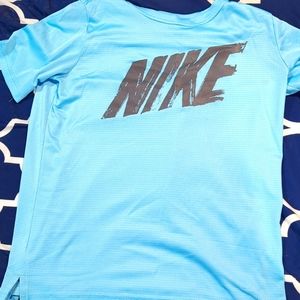Nike kids dri fit logo tee size XL